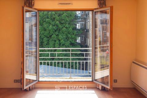Appartement avec balcon proche bois, Plateau de Saint-Maurice