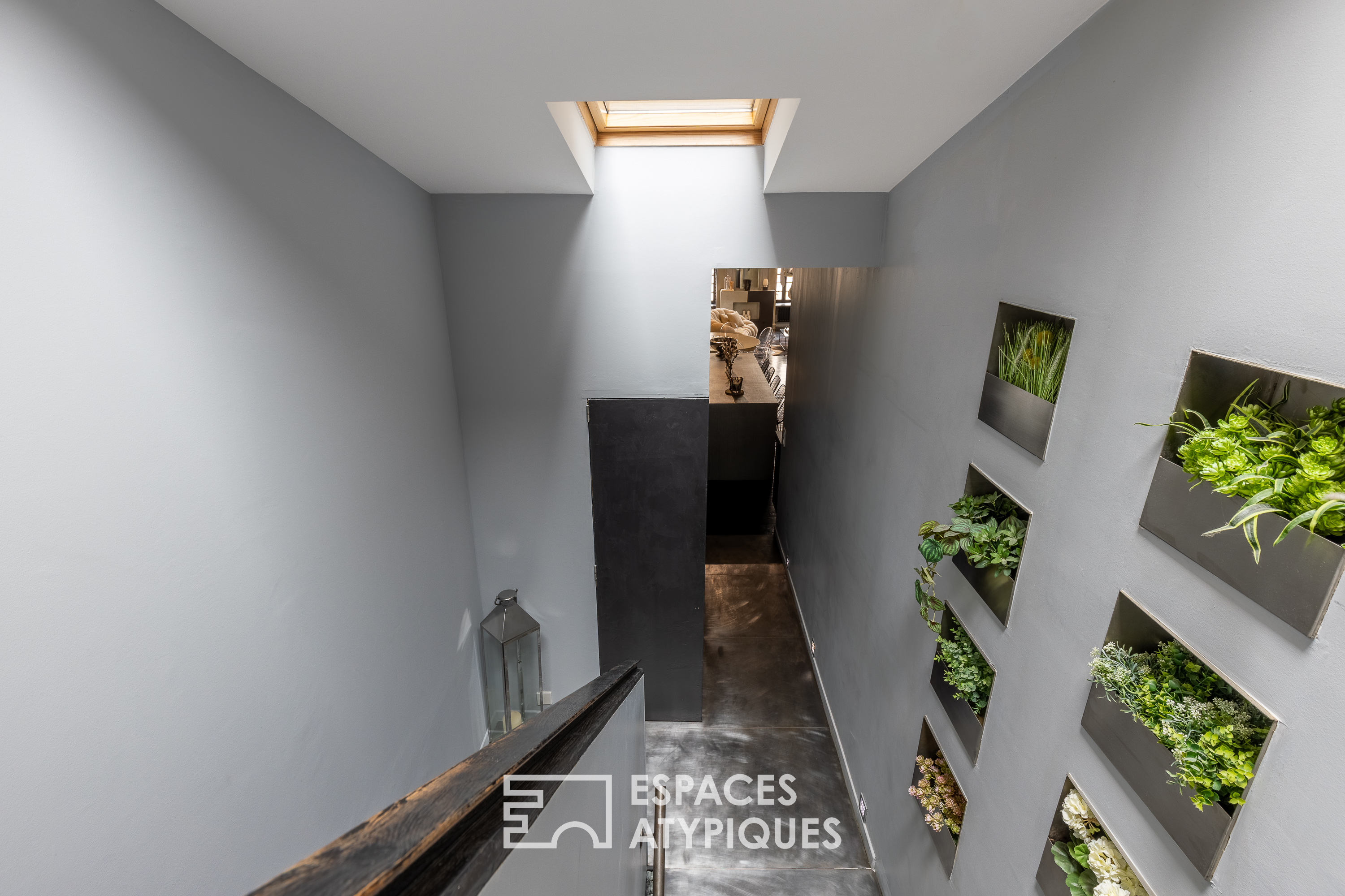 Characterful flat just a stone’s throw from the ramparts