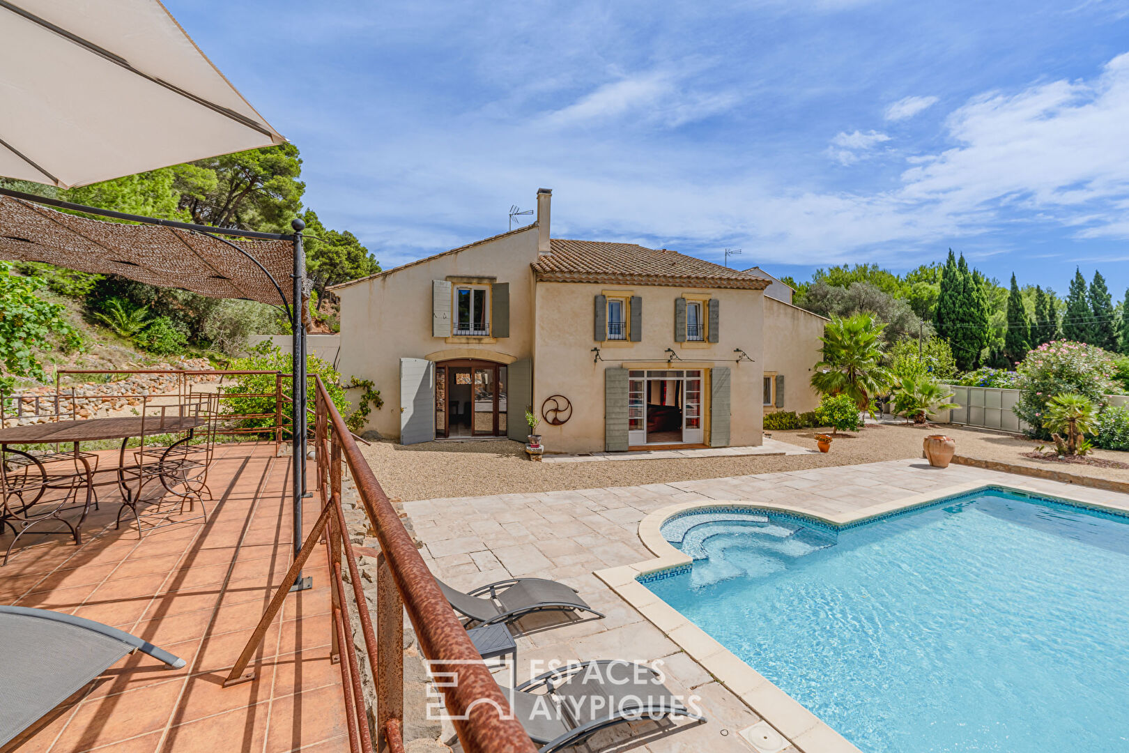 Exceptional 310 m² country house with swimming pool and 5 suites in Narbonne Plage