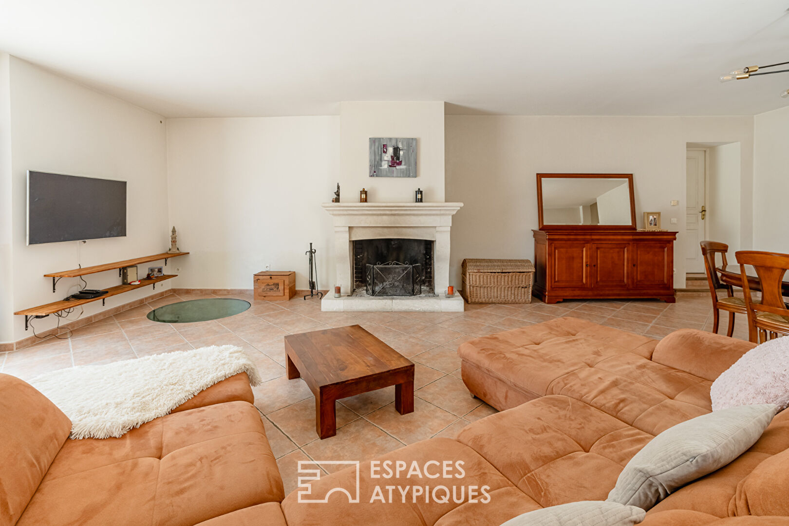 Exceptional 310 m² country house with swimming pool and 5 suites in Narbonne Plage