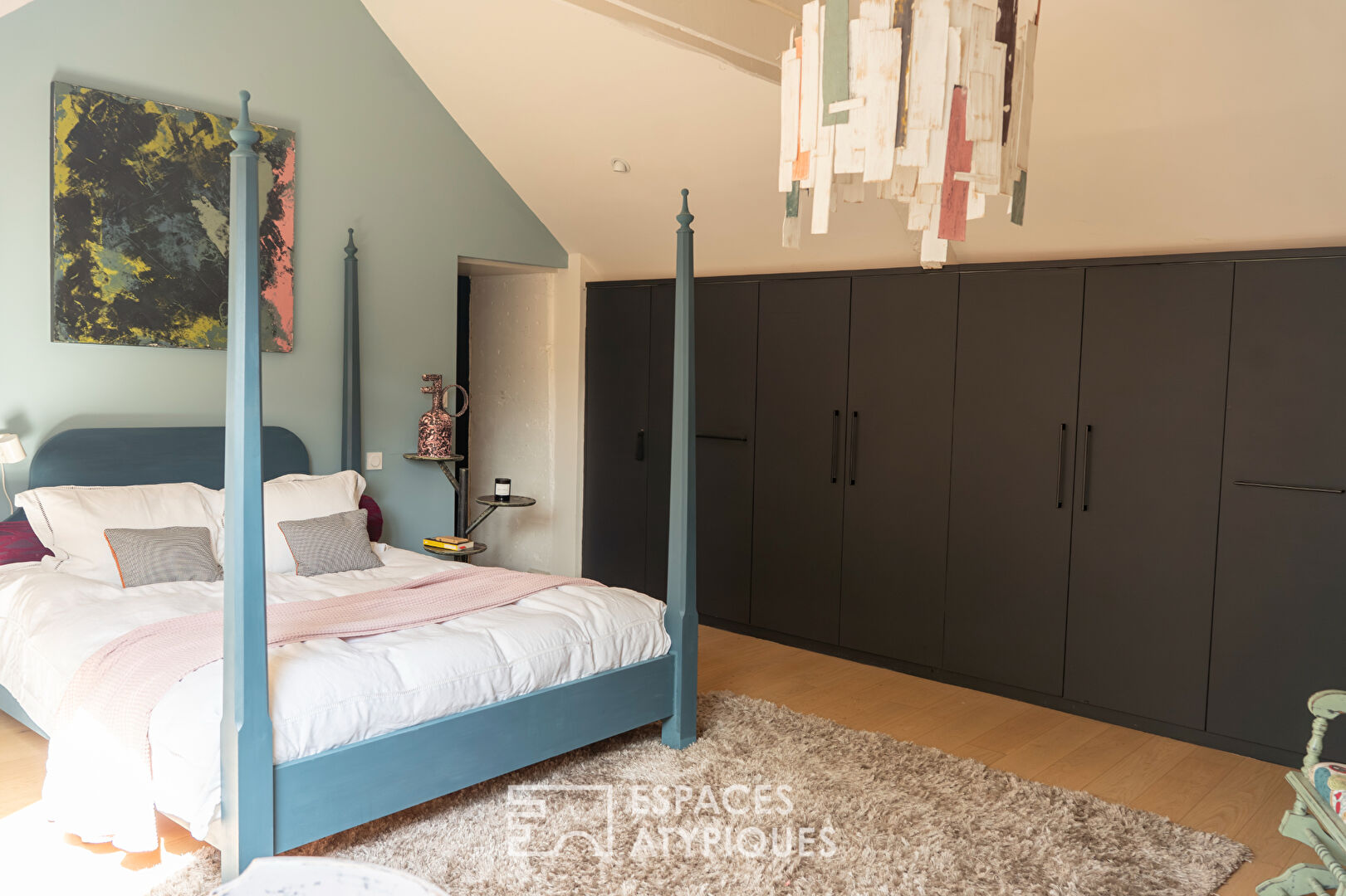 Charmante longère, son atelier d’artiste et sa dépendance en pierre