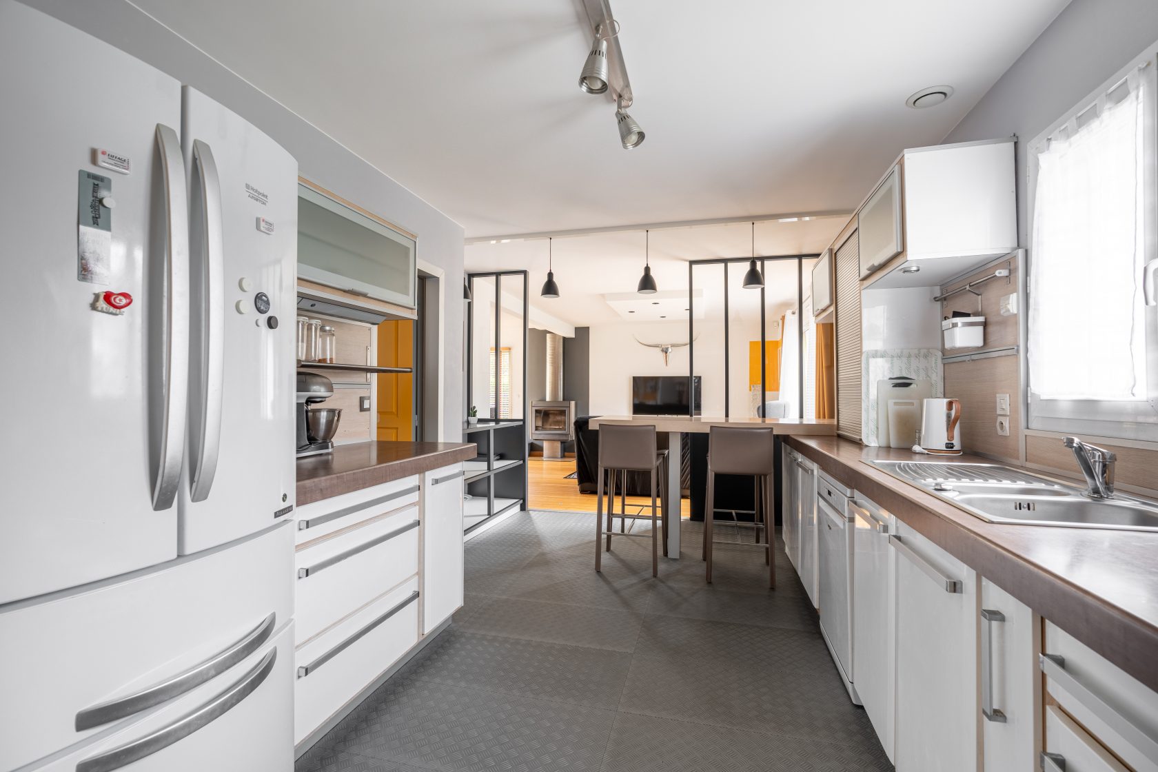 Maison familiale moderne avec piscine à Sainte-Luce-sur-Loire