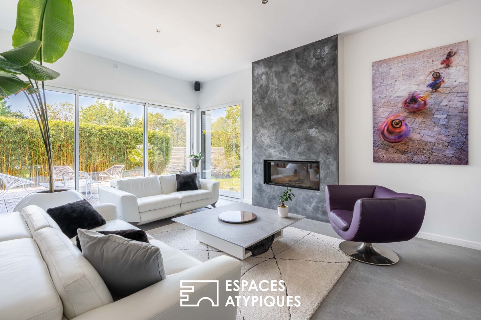 Élégante contemporaine près du lac de Beaulieu