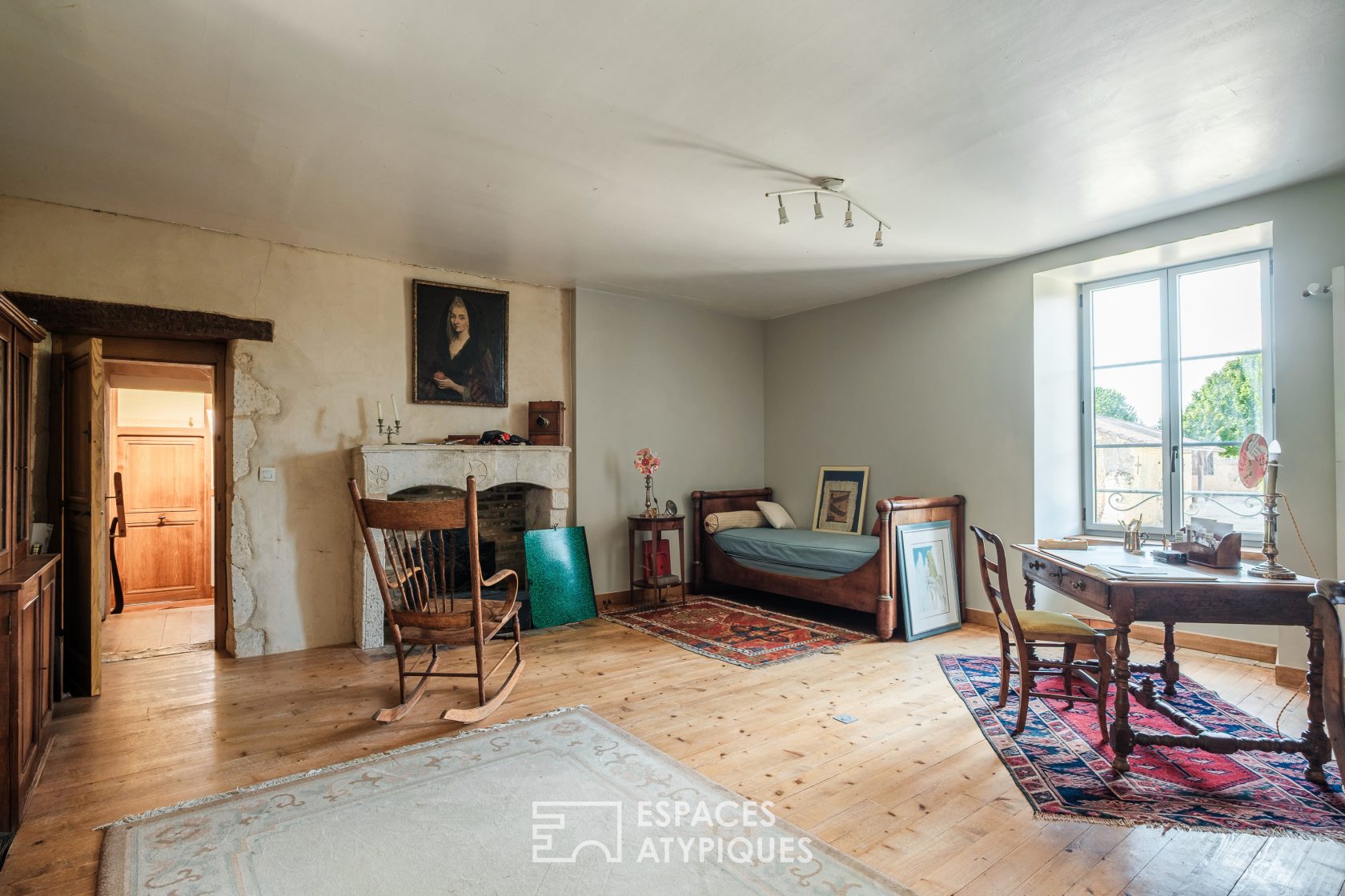 Manoir Historique près de Poitiers