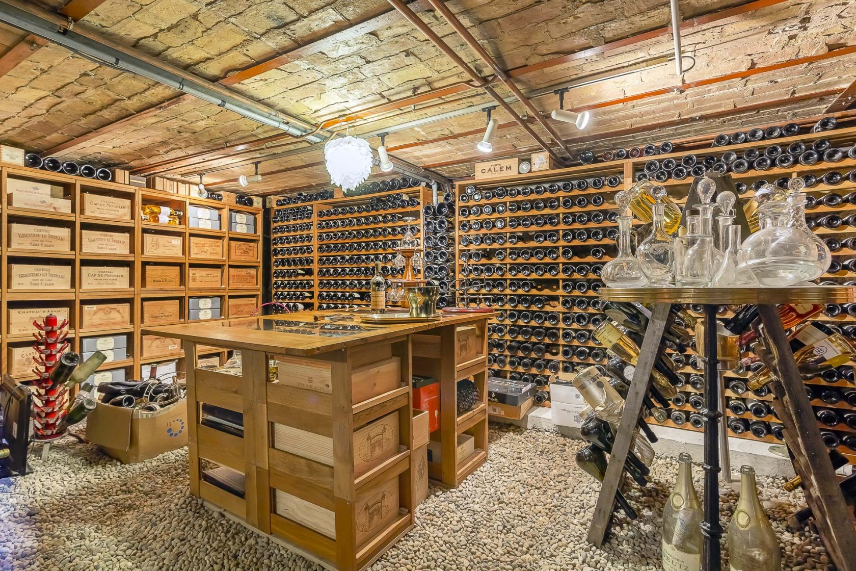 Charming Family Home in the Heart of Oullins