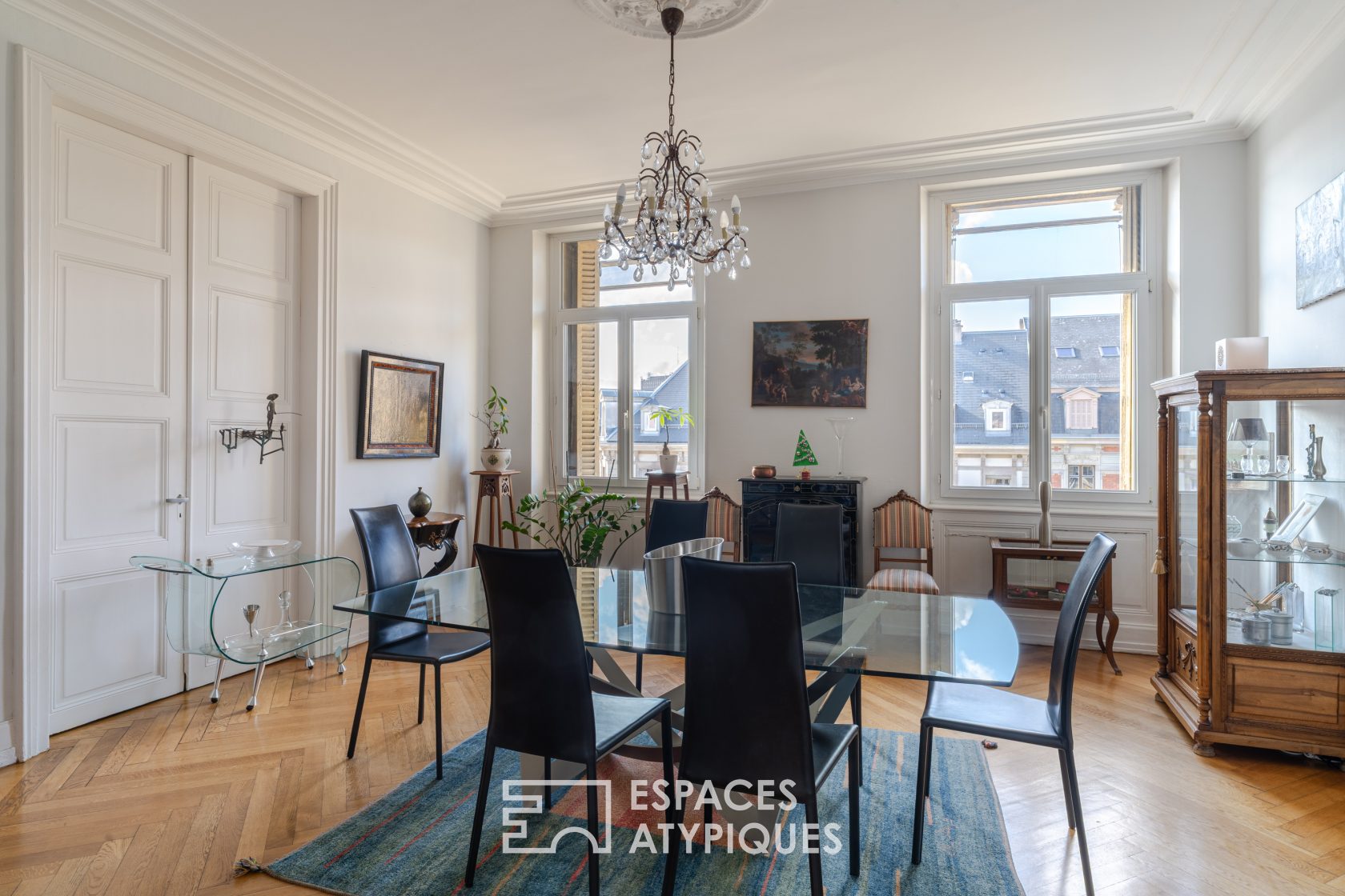 Characterful apartment on a high floor