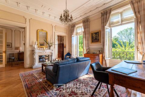 Appartement en rez de jardin au coeur d&rsquo;un château du 19ème siècle