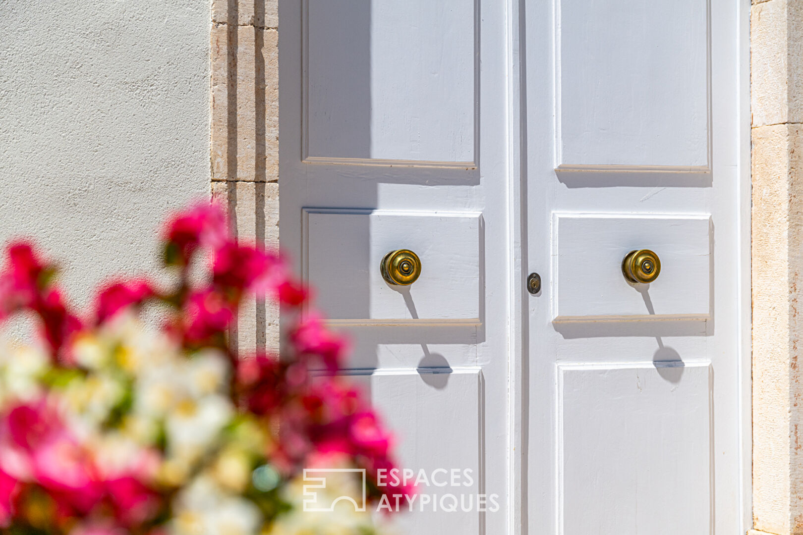 Charming Bourgeois House with Park near Chalon-sur-Saône