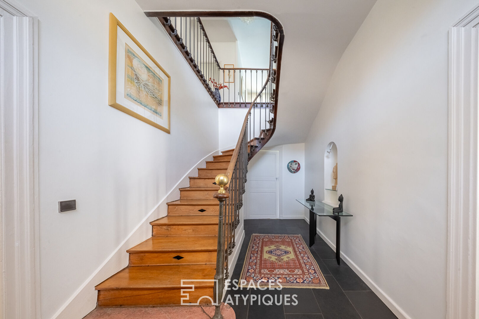 Charming Bourgeois House with Park near Chalon-sur-Saône