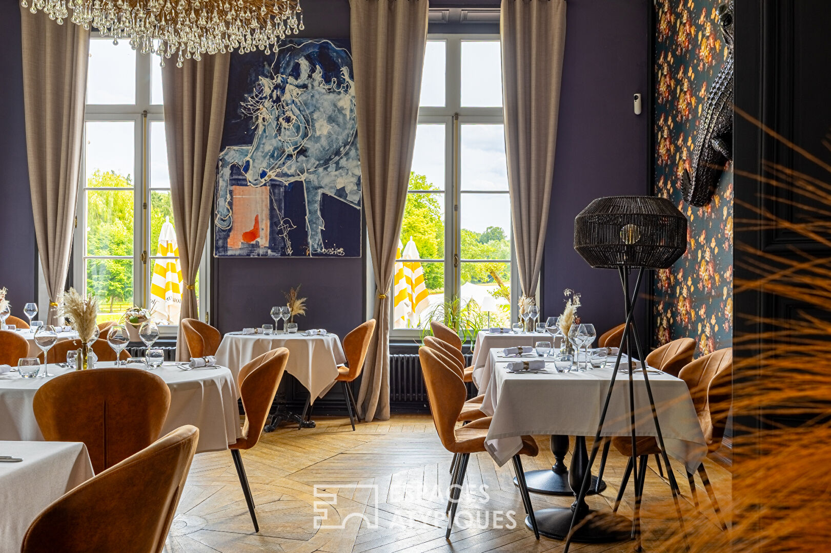 Magnificent event castle – Hotel, restaurant, wedding, seminar, gite, swimming pool and spa