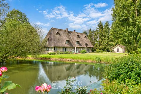 Property with swimming pool near the magical and enchanting setting of the Marais Vernier