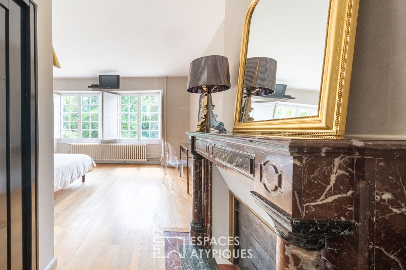 When history meets modernity