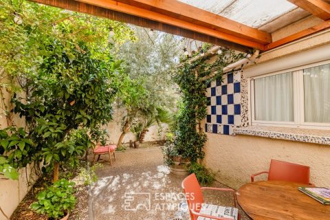 Narbonne center – Charming house with patio and convertible basement