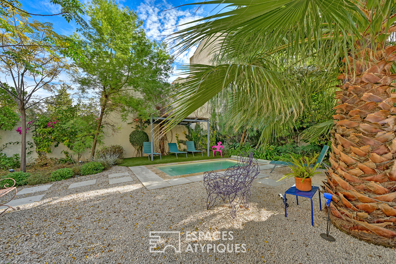 House with landscaped garden and swimming pool, a stone’s throw from the city center of Sète