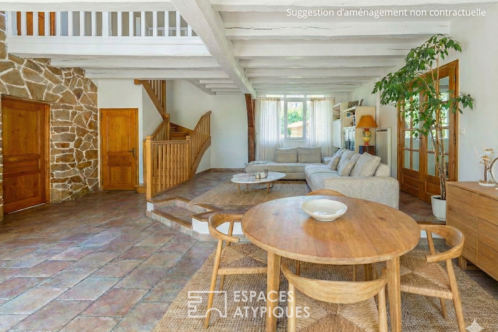 La Maison contemporaine aux volumes généreux à Yerres