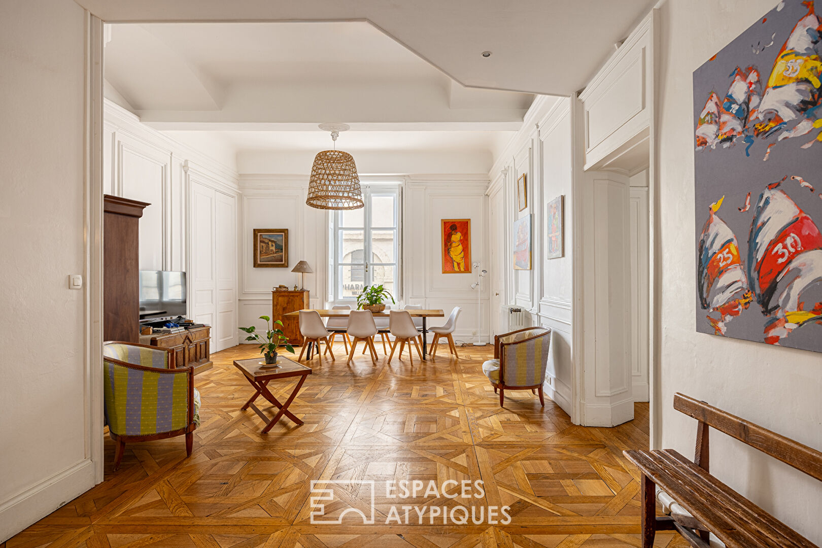 Appartement de charme Place Bellecour