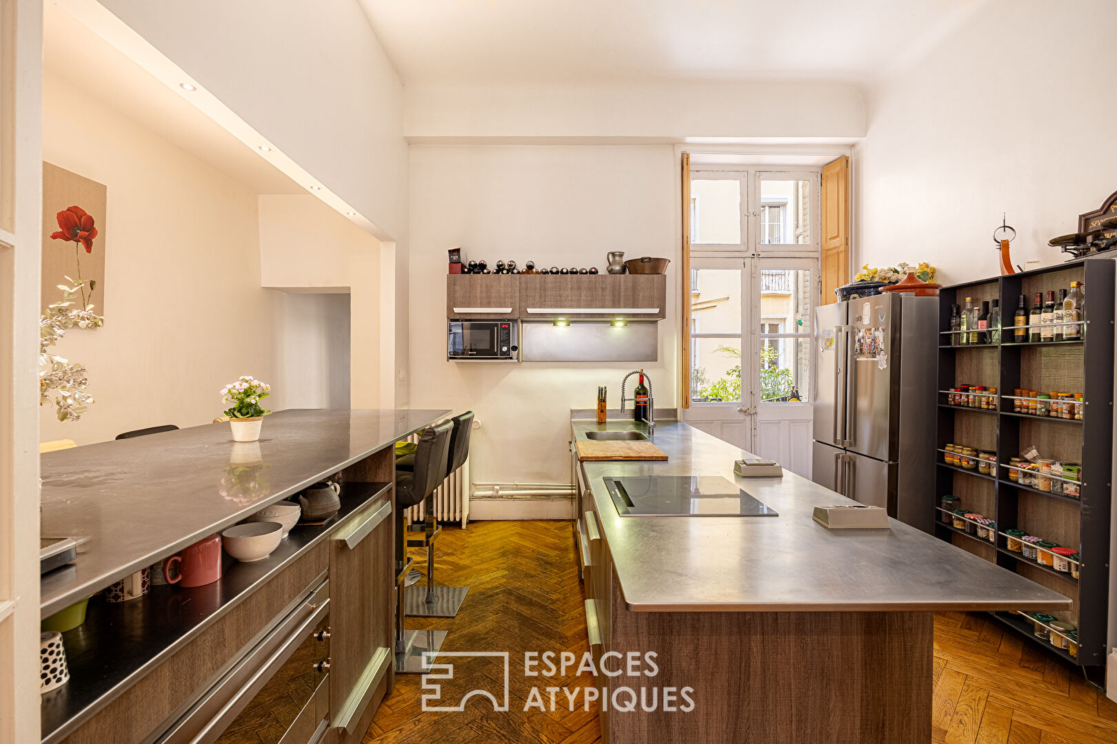 Appartement de charme Place Bellecour