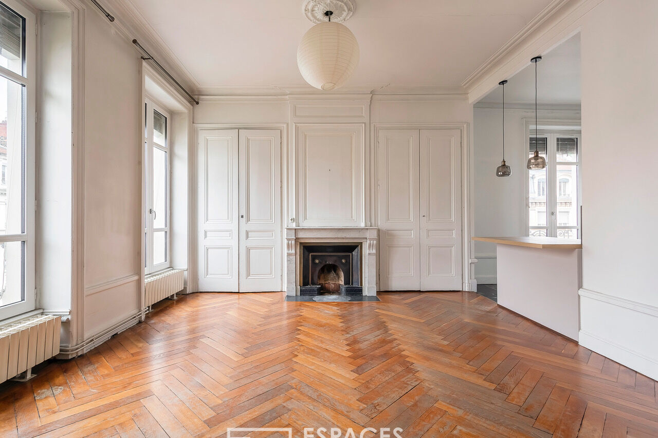 Bel appartement haussmannien