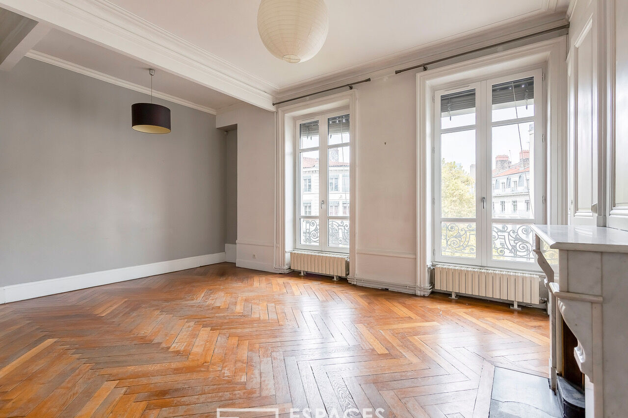 Bel appartement haussmannien