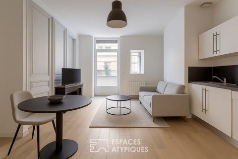 Appartement rénové avec terrasse proche du parc