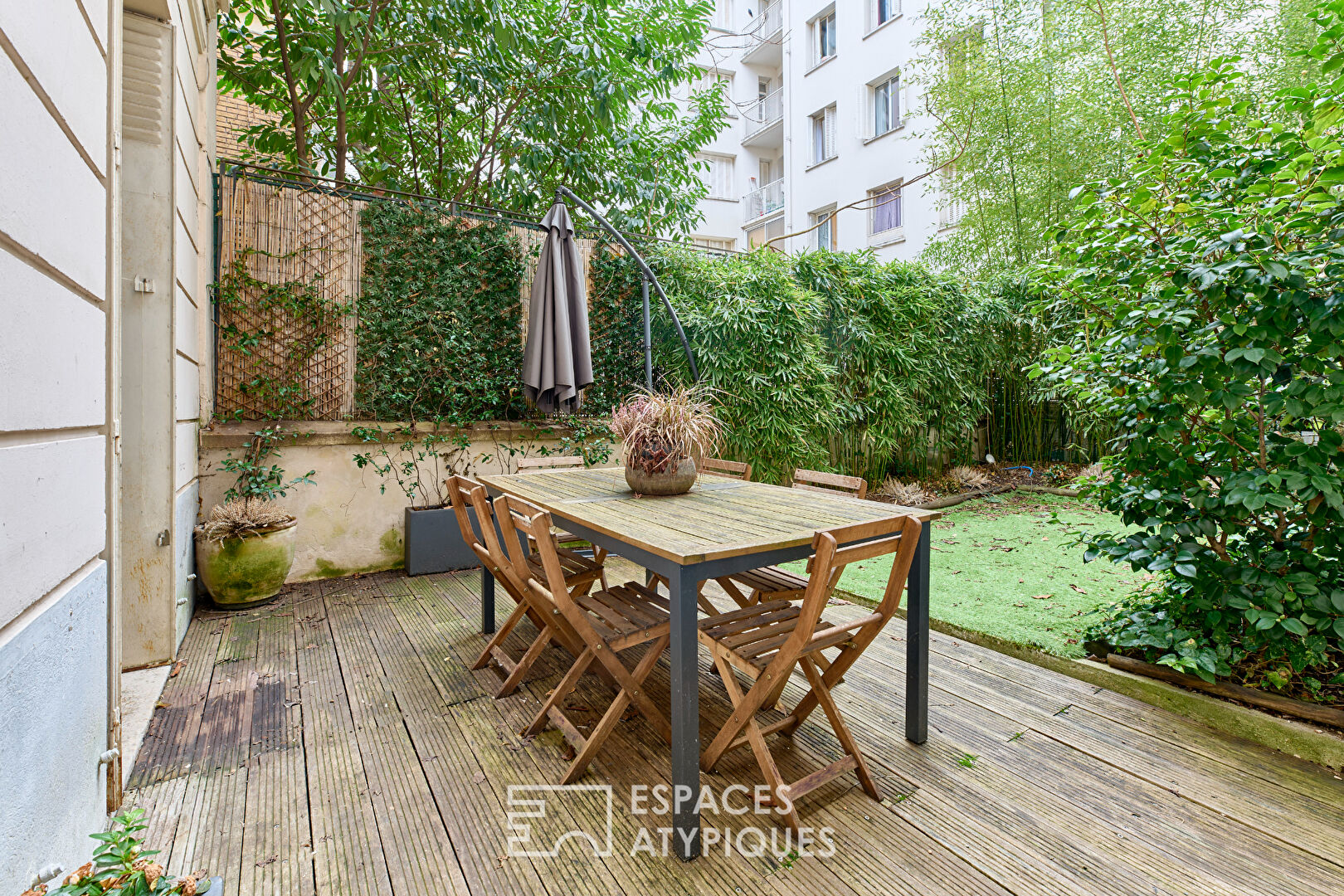 Rez-de-jardin rénové avec terrasse – Trocadéro