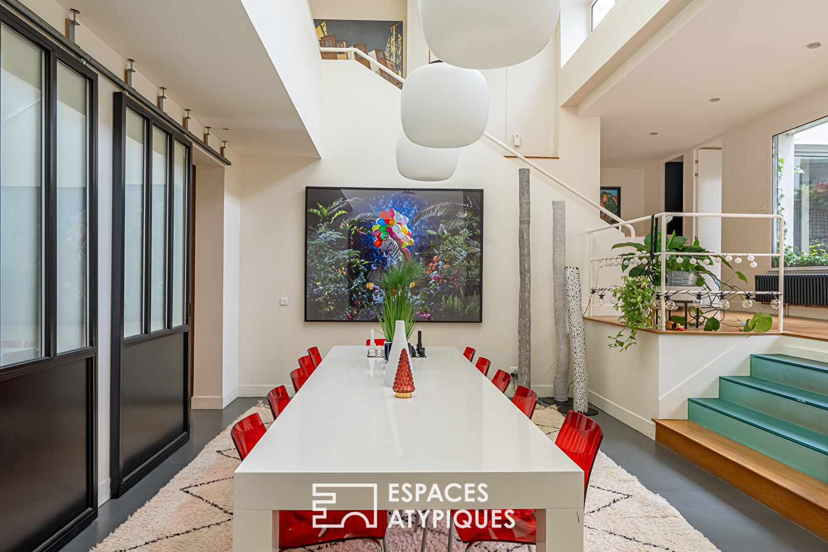 Loft contemporain familial avec patio aux perspectives spectaculaires