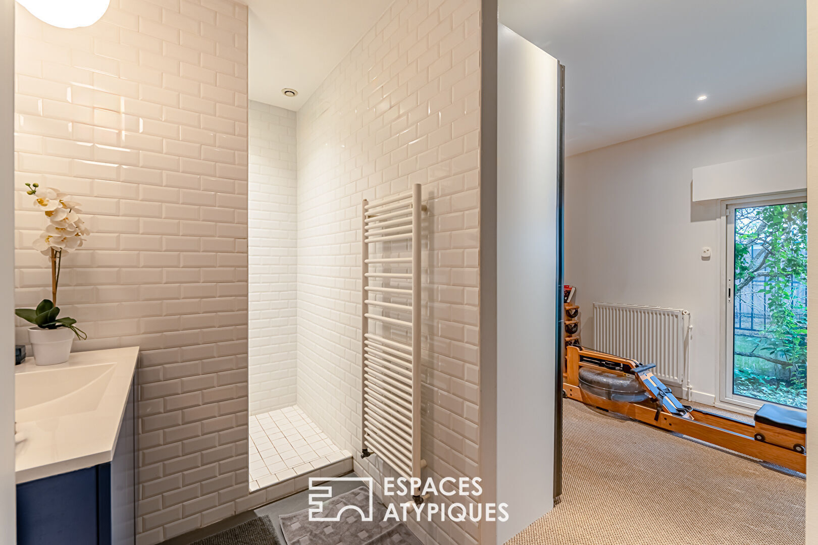 Loft contemporain familial avec patio aux perspectives spectaculaires