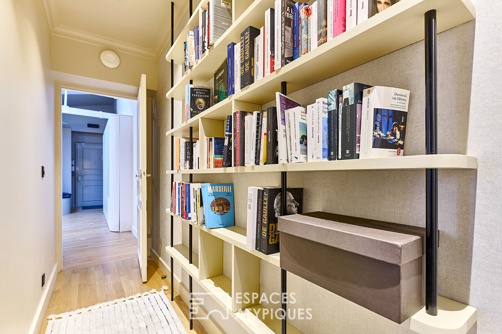 Exceptional top floor near Parc Monceau