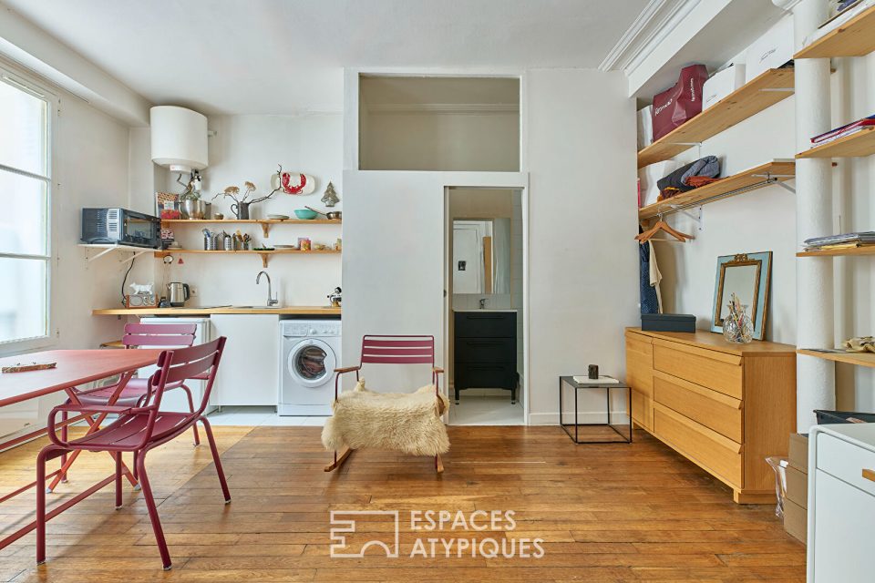 Studio lumineux à l'esprit loft quartier Lamarck