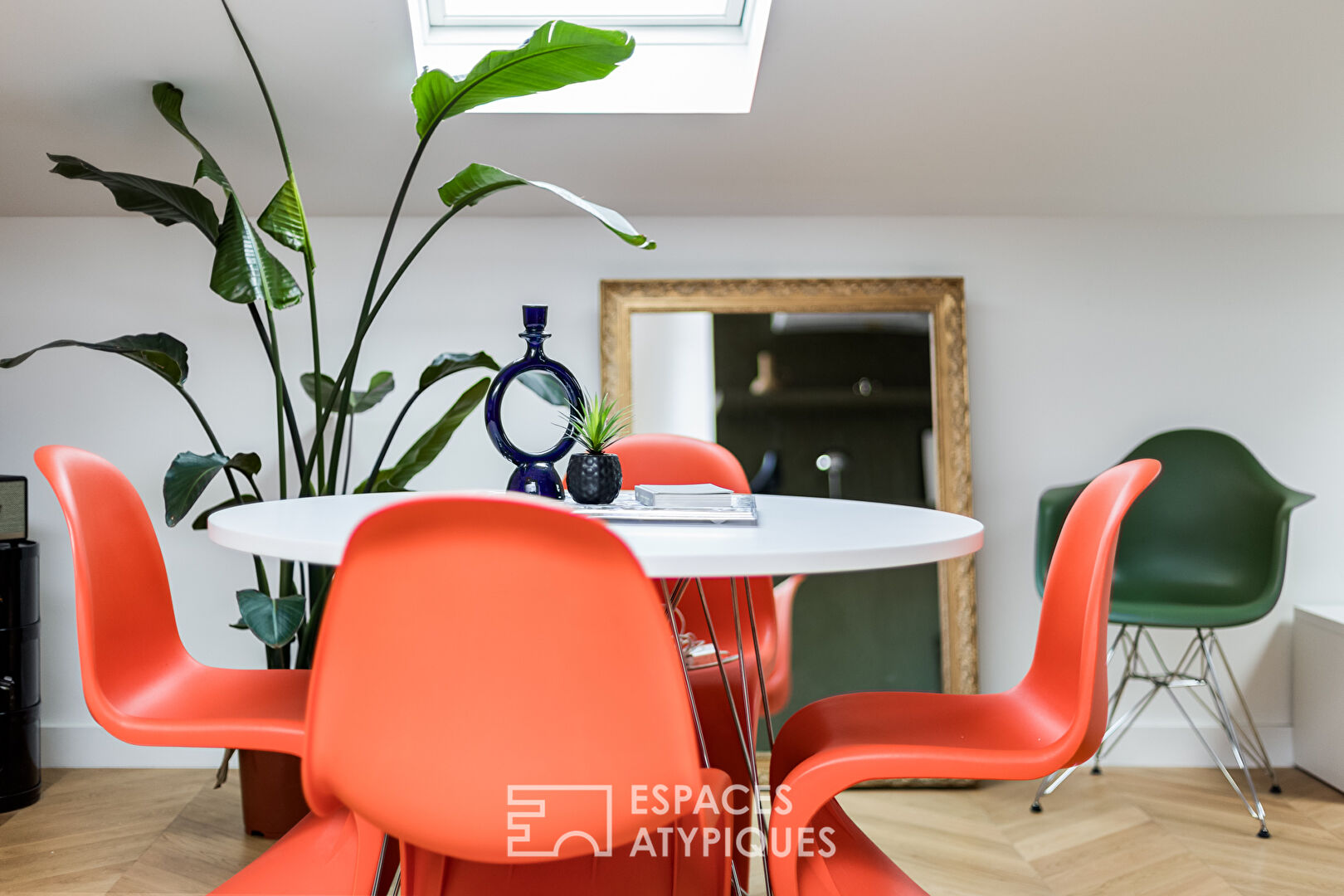 Appartement rénové en dernier étage aux Chalets