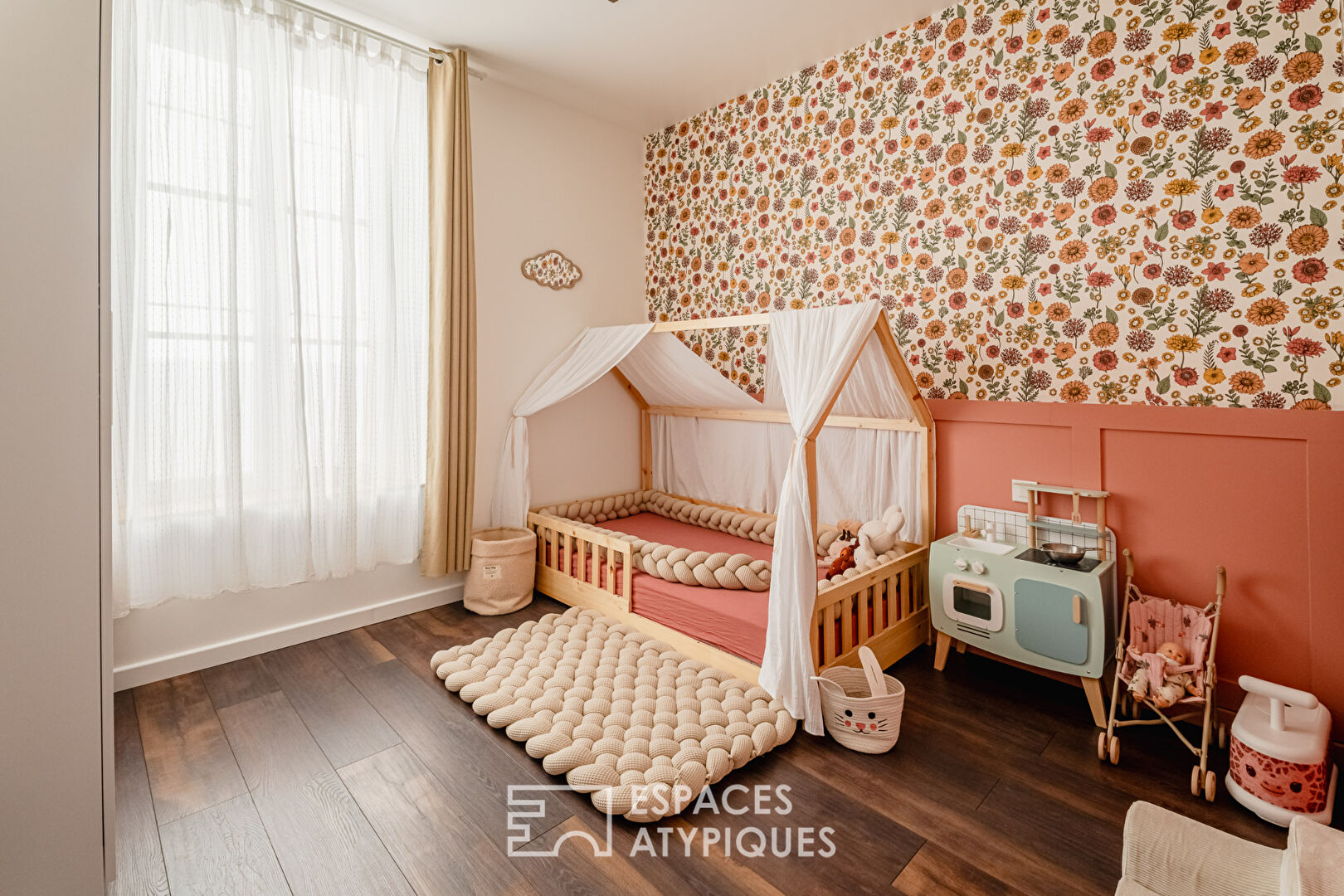 Narbonne center: luxury house with swimming pool and high-end services