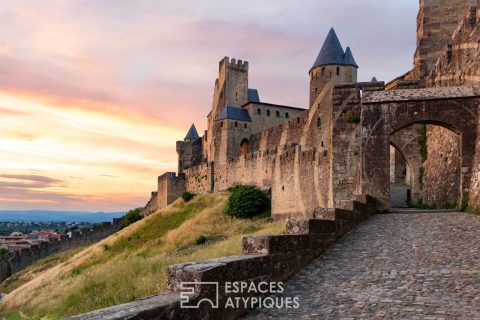 Maison atypique avec vue sur le Château Comtal – Cité de Carcassonne