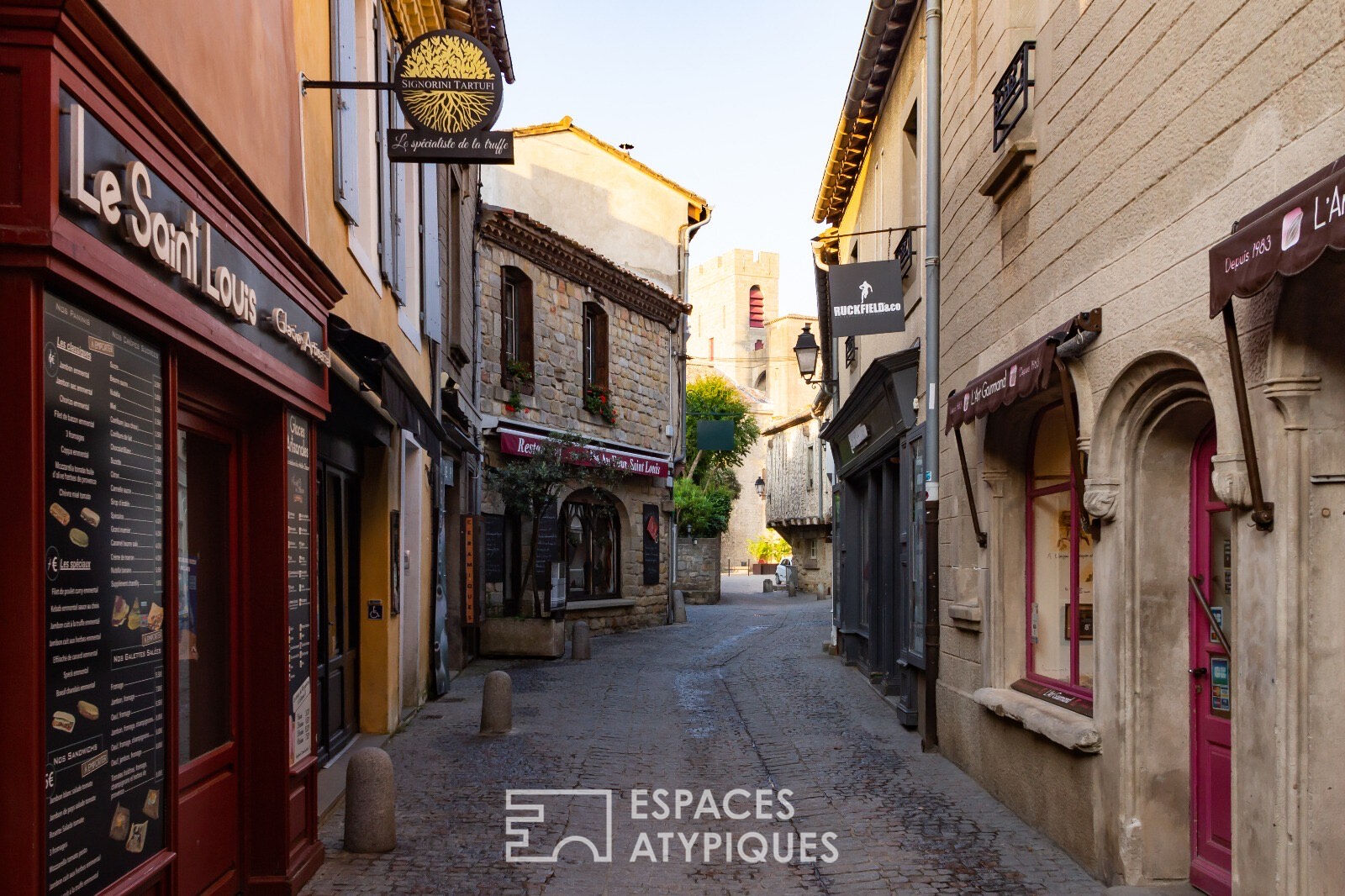 Maison atypique avec vue sur le Château Comtal – Cité de Carcassonne