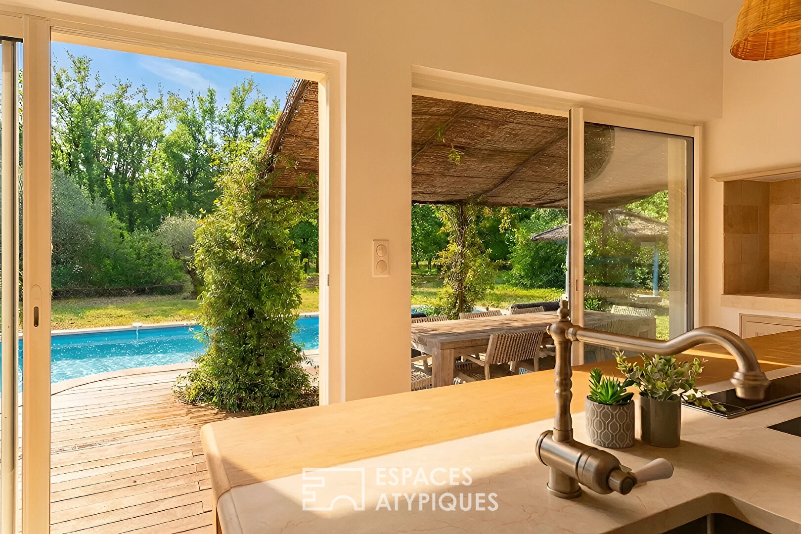 Propriété de charme au coeur d&rsquo;un domaine forestier