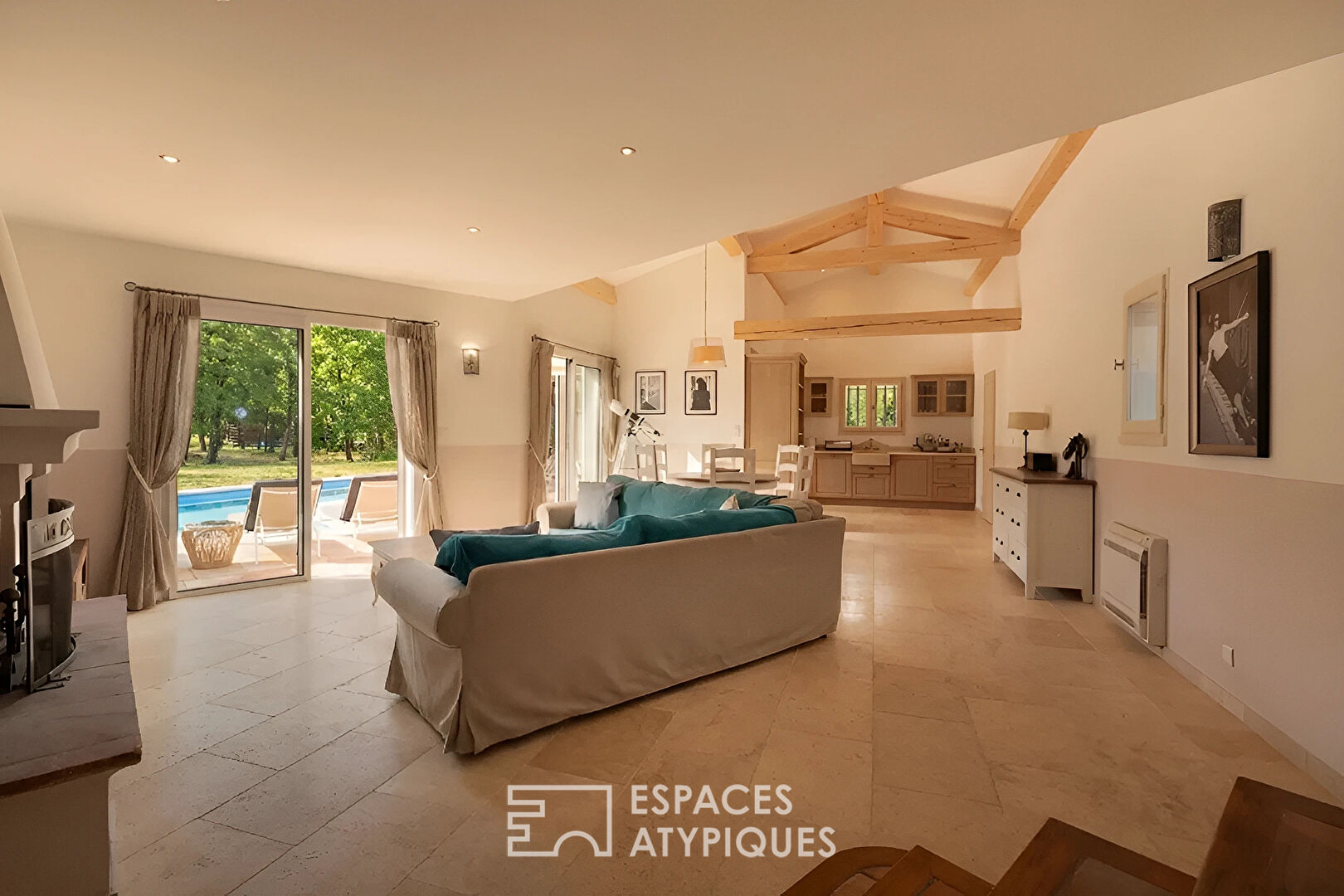 Propriété de charme au coeur d&rsquo;un domaine forestier