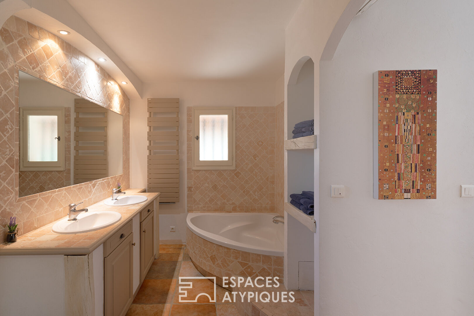 Propriété de charme au coeur d&rsquo;un domaine forestier