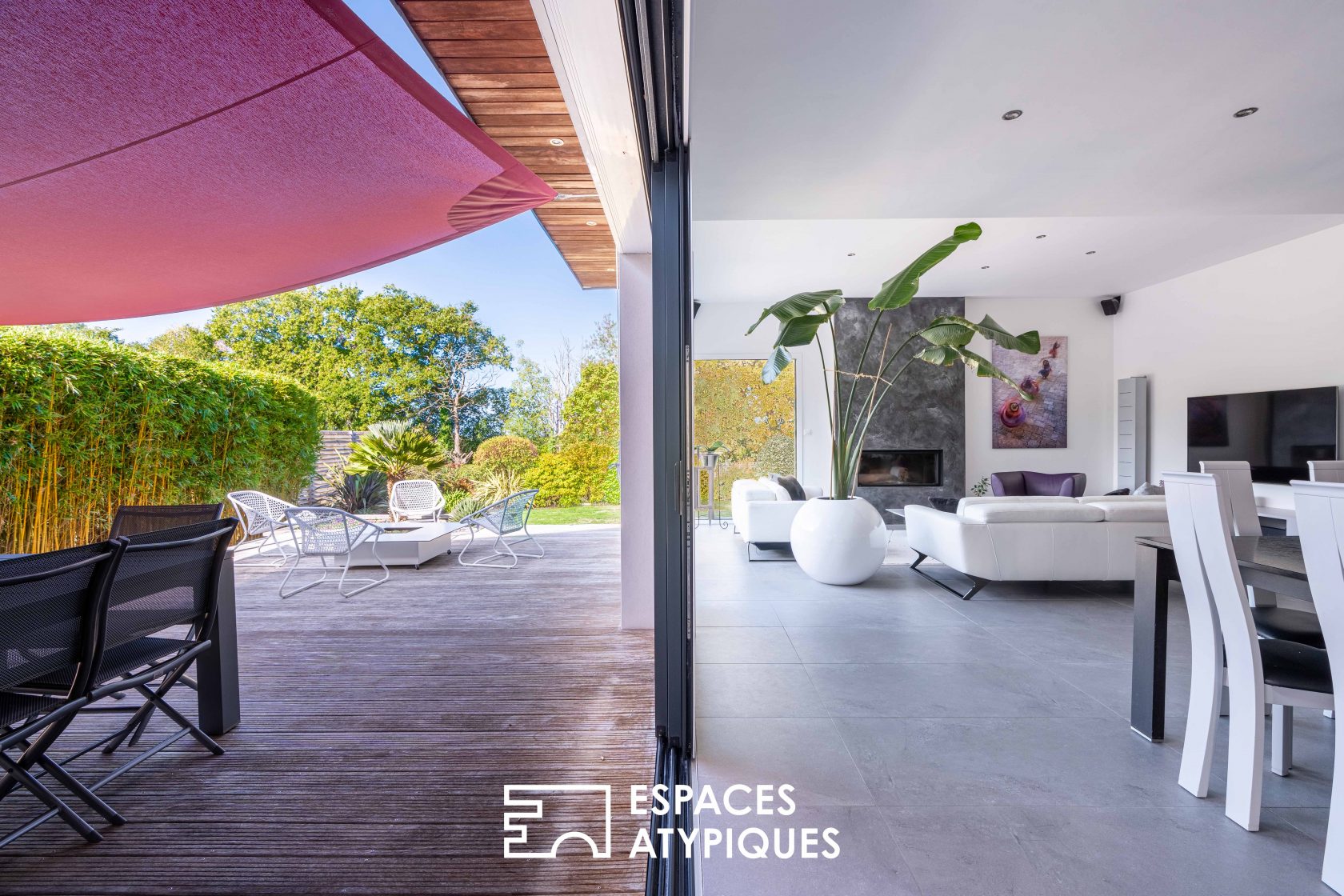 Élégante contemporaine près du lac de Beaulieu