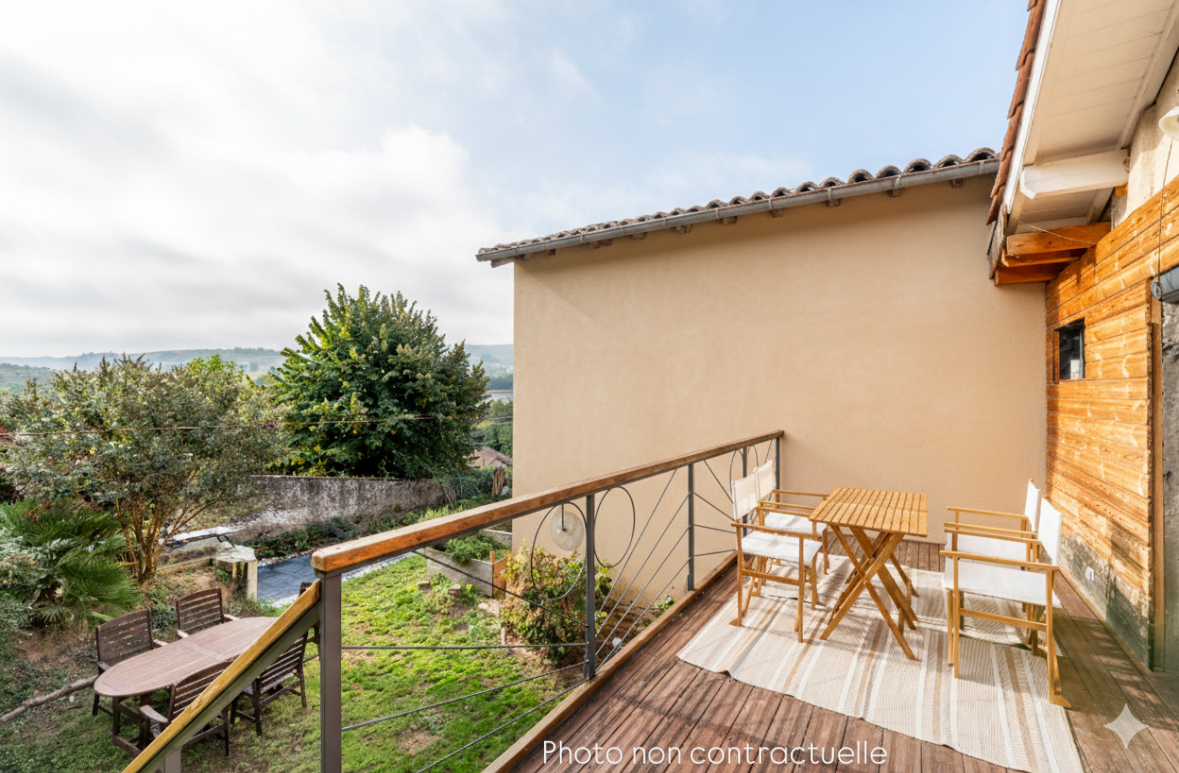 Charmante maison de village avec terrasse et jardin bucolique