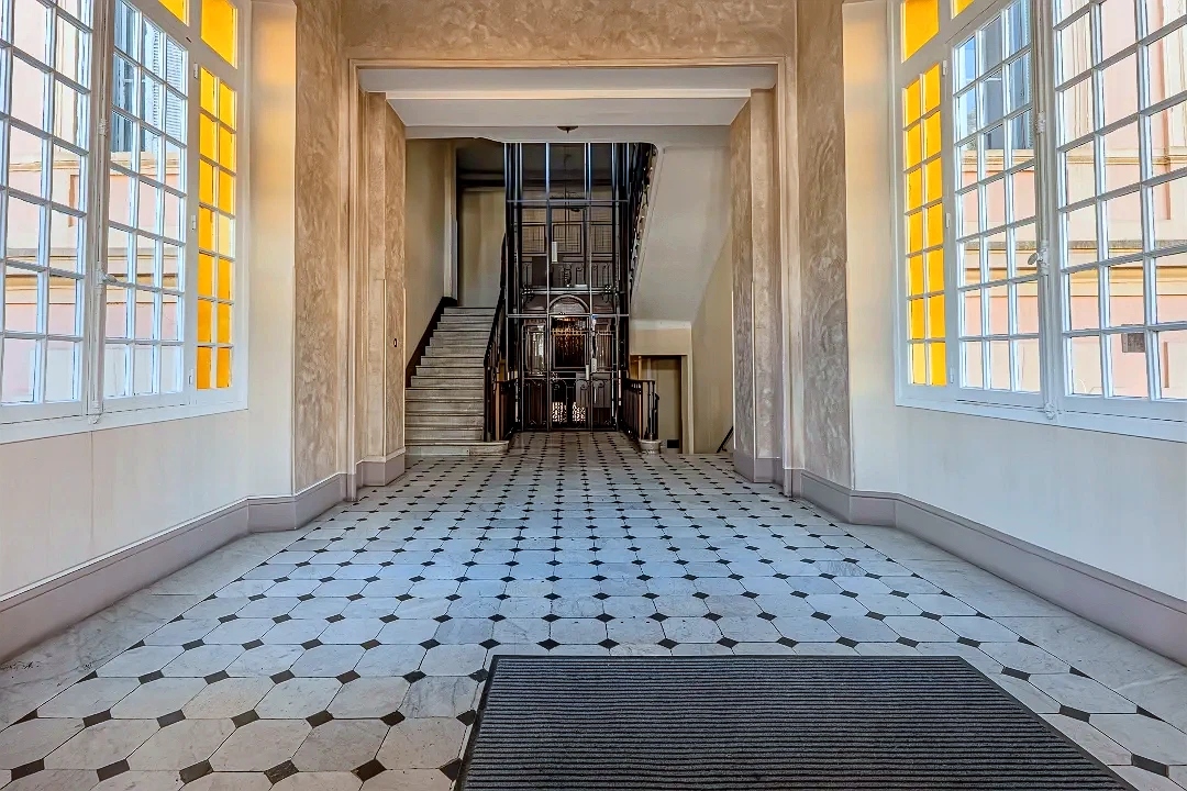 Grasse Rothschild : l’adresse Bourgeoise, le charme intemporel.