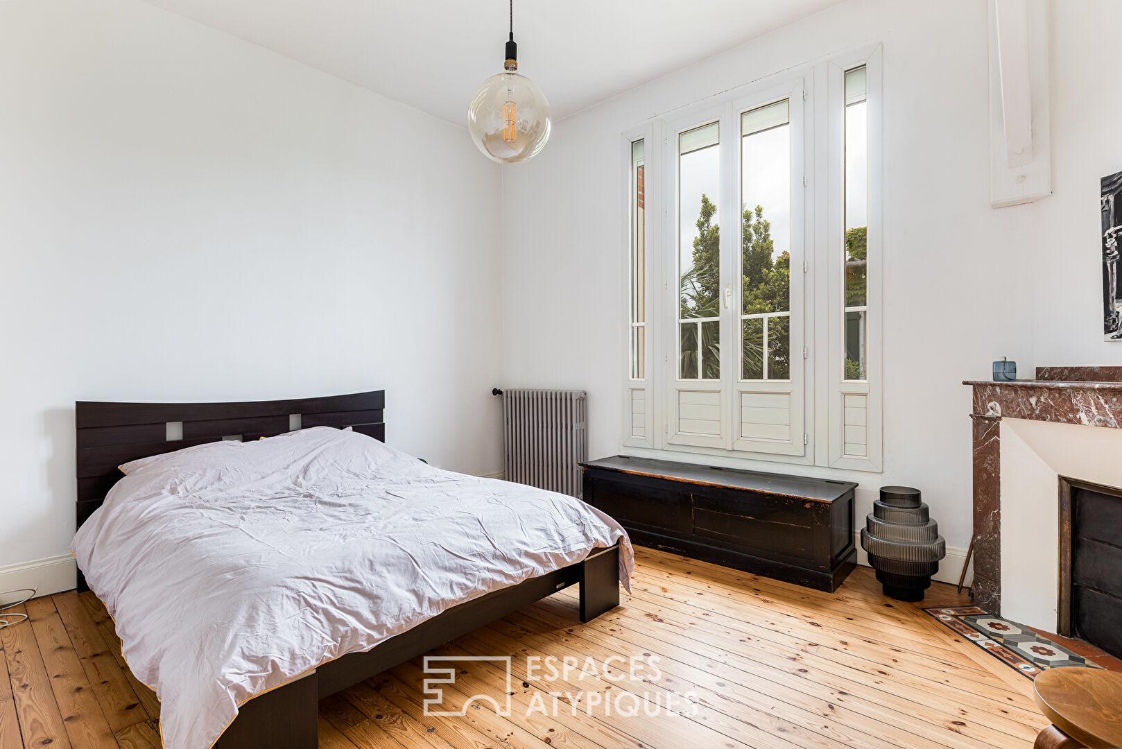 Maison et son jardin au coeur de Guilhemery