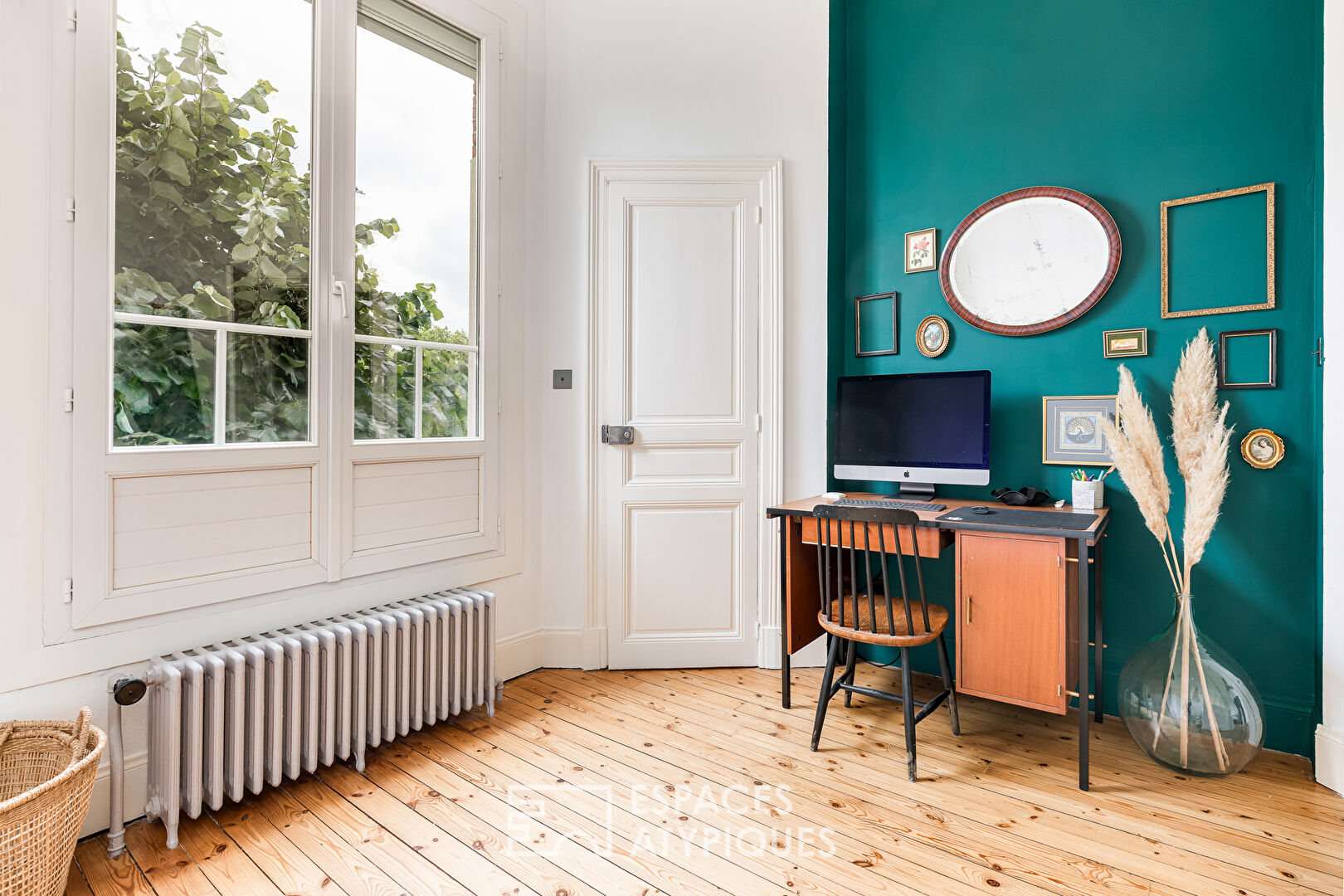 Maison et son jardin au coeur de Guilhemery