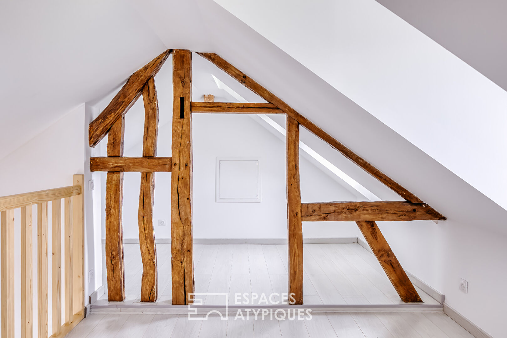 Renovated Norman house in a 2 hectare park