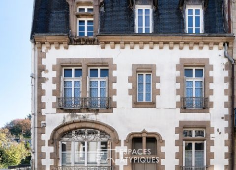 Maison de Maître en coeur de ville avec jardin