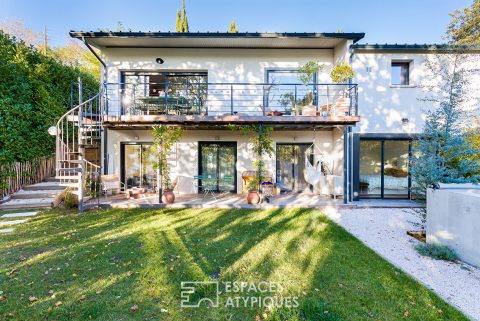 Contemporary house with panoramic views in Vieille-Toulouse