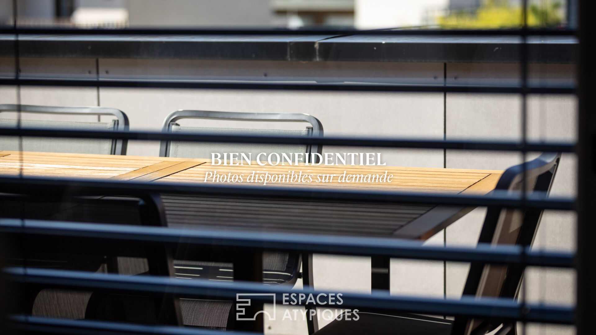 Appartement récent avec grande terrasse et superbe vue sur le Larmont