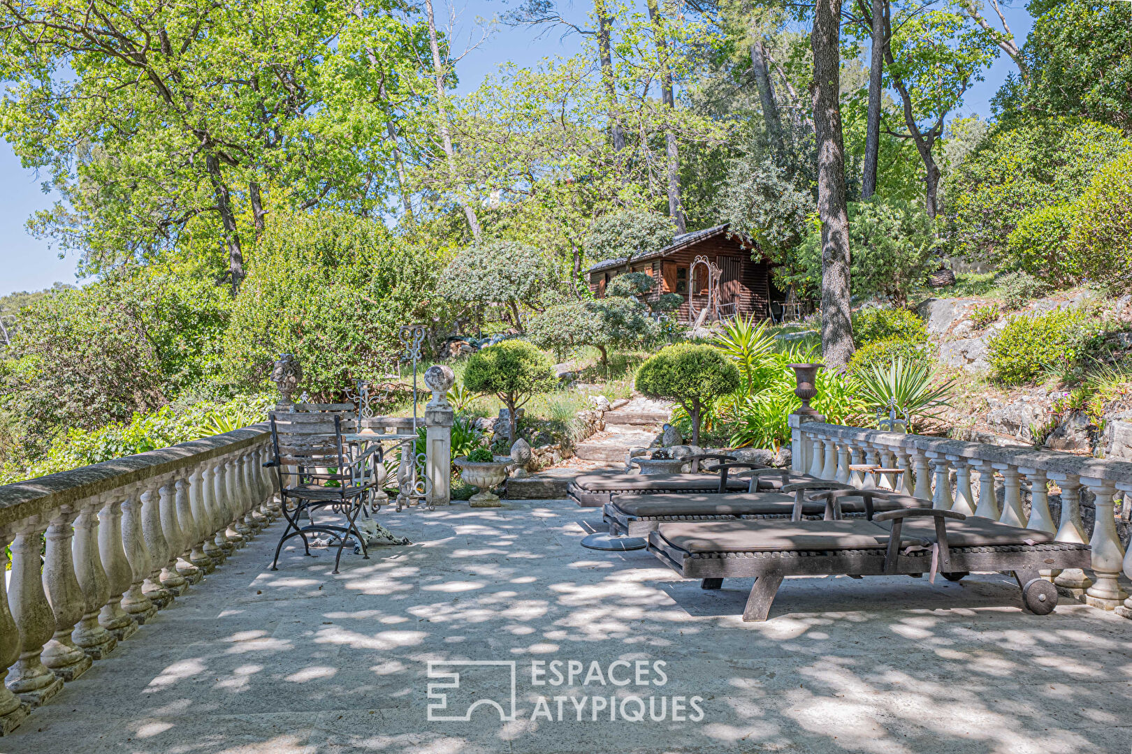 Maison d’architecte pleine de charme – LE ROURET