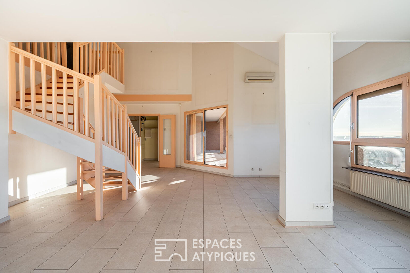 Appartement en dernier étage à moderniser