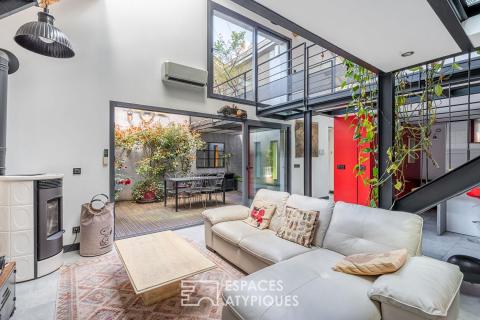 Exceptional loft with large garden