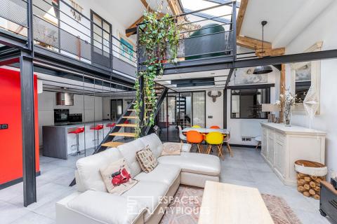 Exceptional loft with large garden
