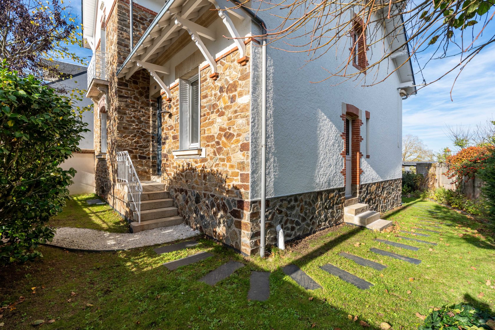 Maison bourgeoise 1920 rénovée au coeur de Vertou